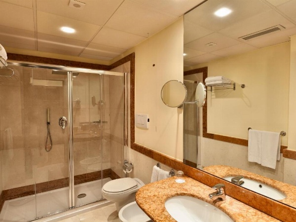 Mercure Villa Romanazzi Carducci Bari image 17